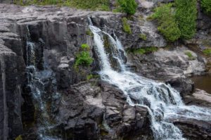 Read more about the article A Great Gooseberry Falls Guide