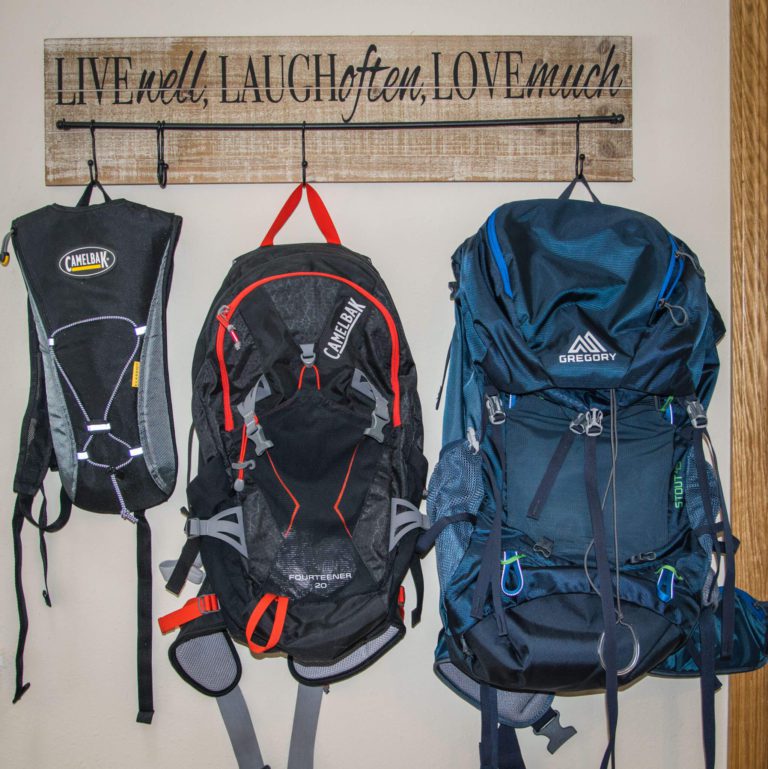 How to Choose a Hydration Pack A Couple Days Travel