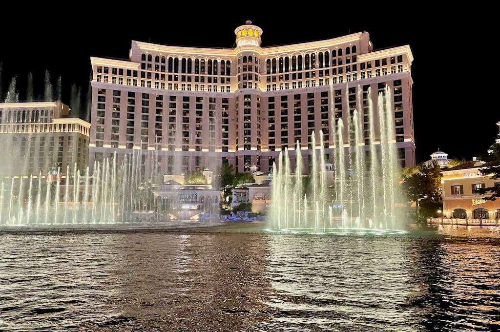 Nighttime Fountain Show at the Bellagio