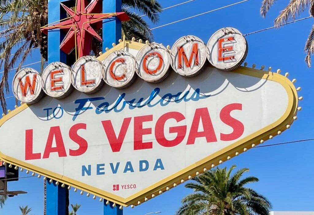 Planning Your Budget Trip to Las Vegas - Man On The Lam