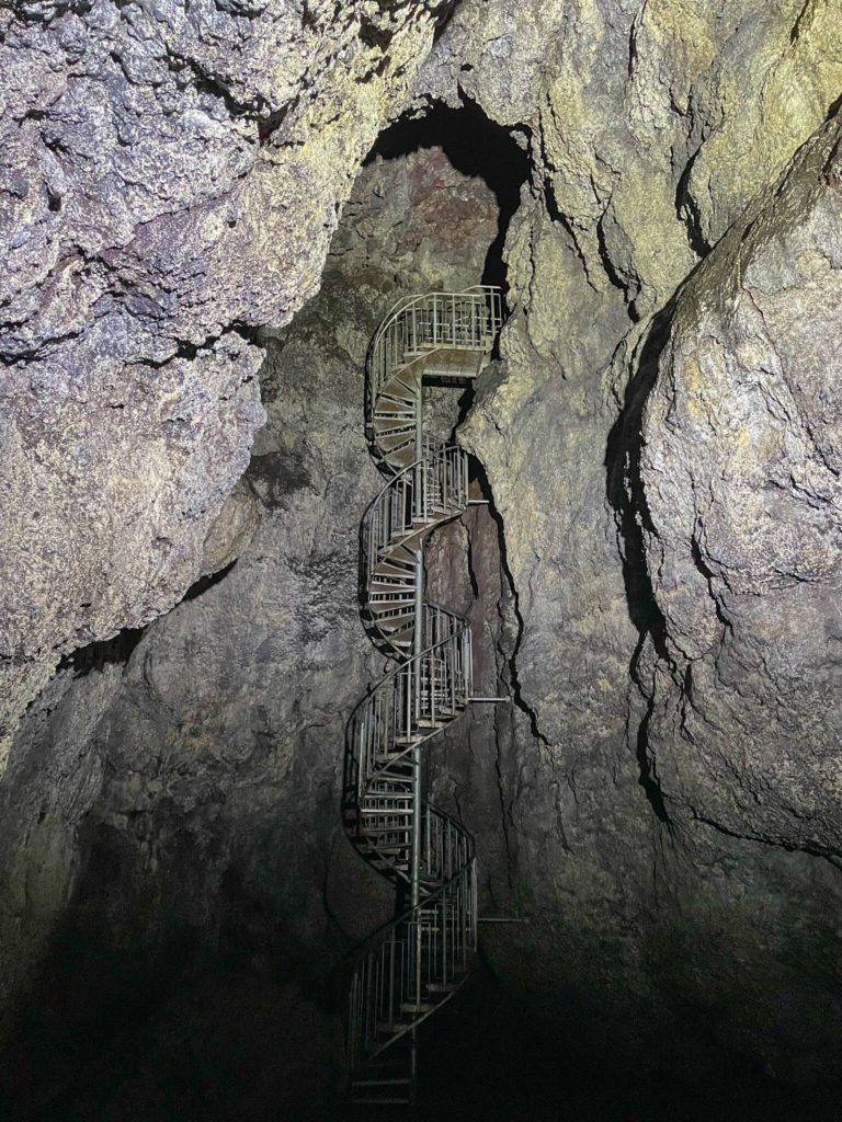 Vatnshellir Cave Tour