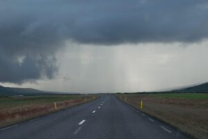 Read more about the article Things To Know When Driving In Iceland