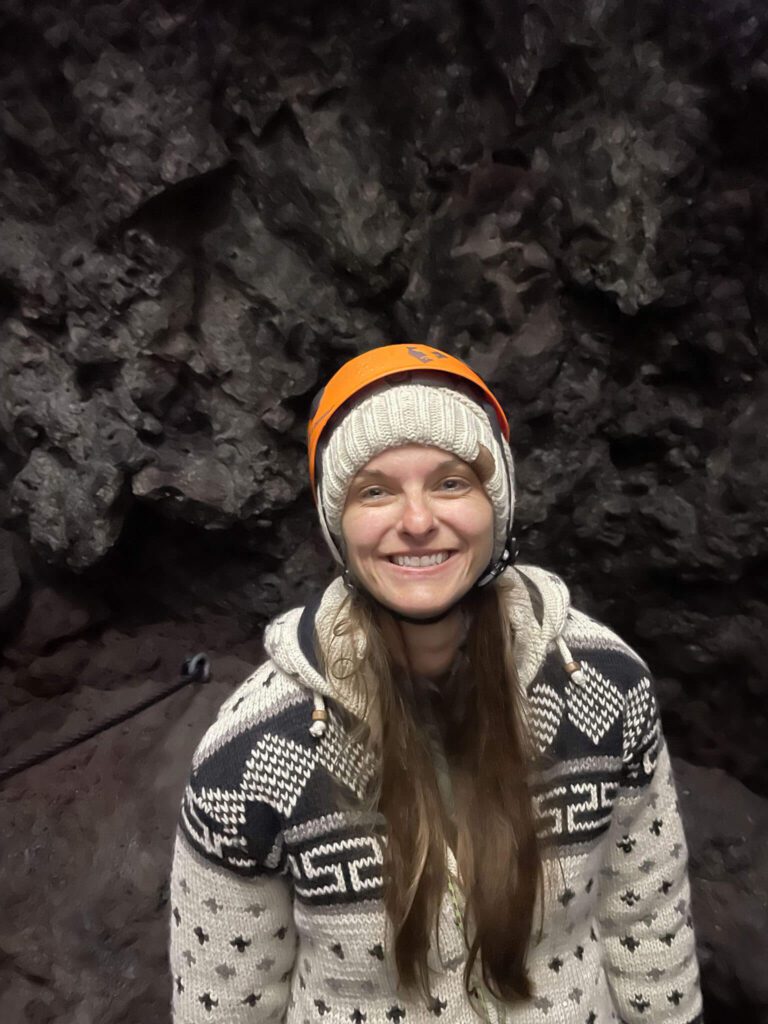 Vatnshellir Cave tour