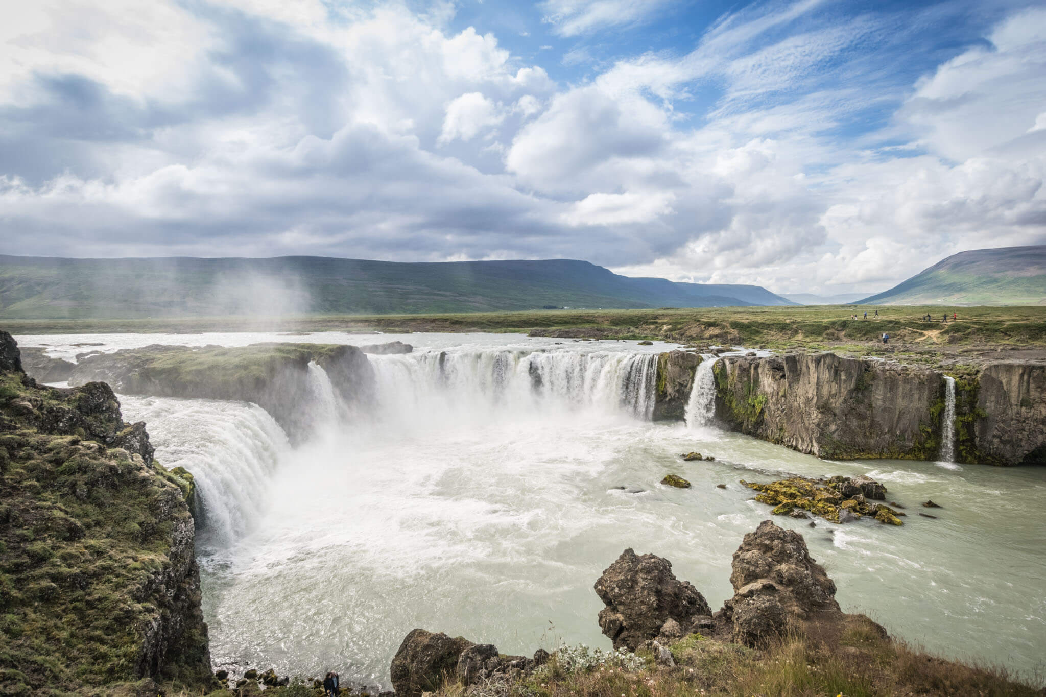 Read more about the article A Two Week Iceland Itinerary: Ring Road and More!