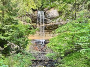 Read more about the article 13 Amazing Munising Waterfalls in Michigan’s U.P.