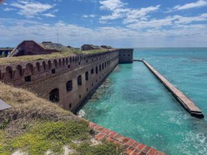 Read more about the article Your Complete Guide To Visiting Dry Tortugas National Park
