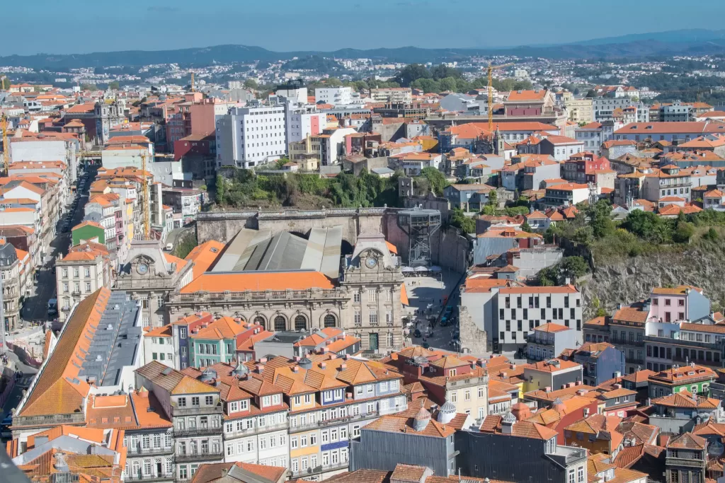 Sao Bento Station